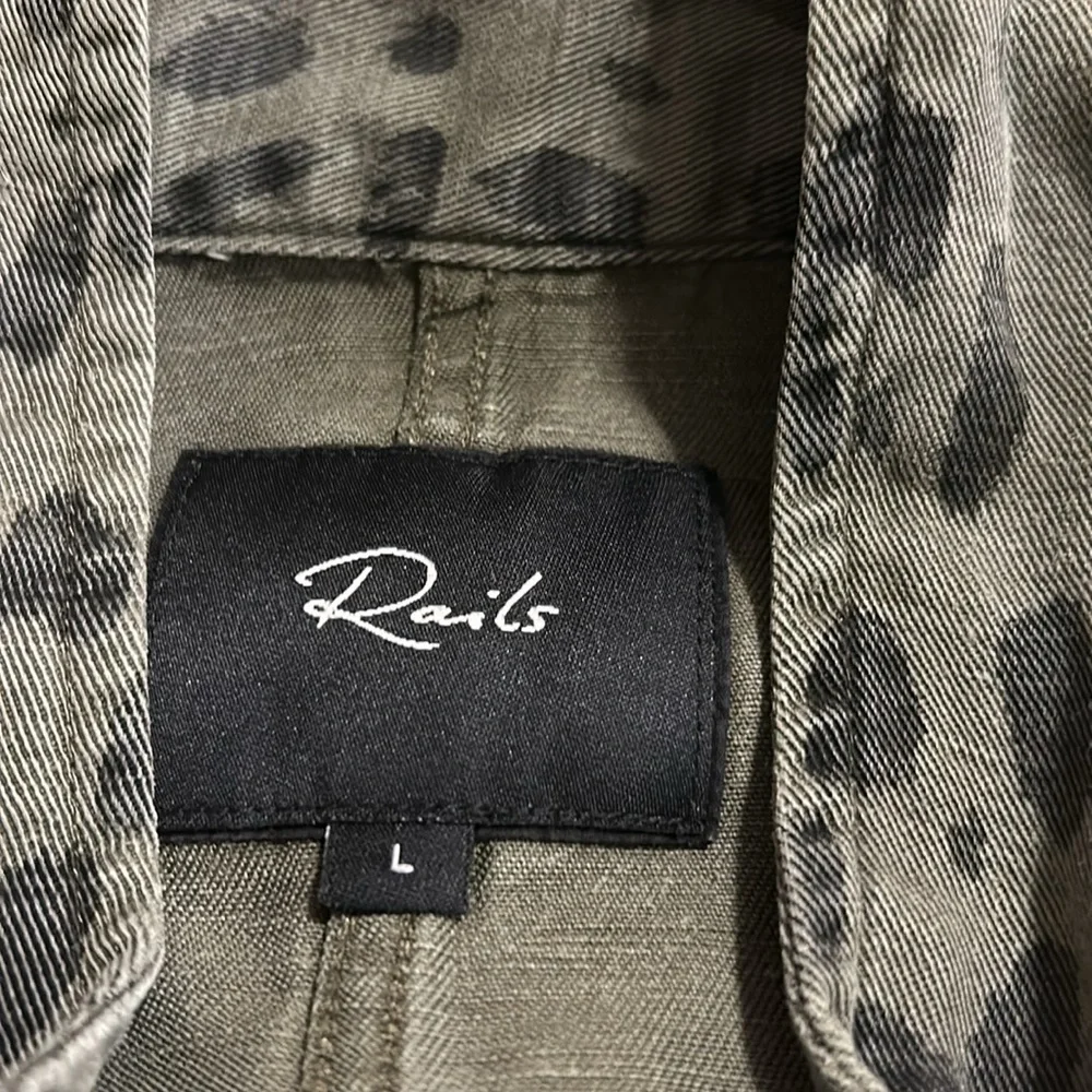 Rails - Picture 9 of 12